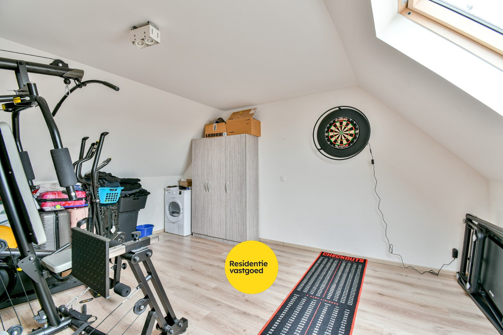 Woning met 4 slaapkamers te Westende 