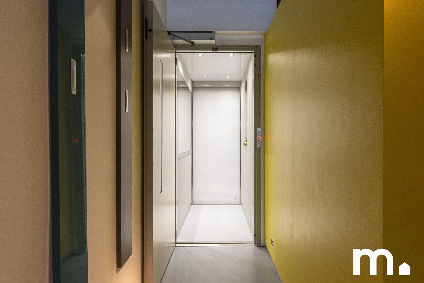 Prachtige loftwoning op een centrale ligging te Roeselare ! 