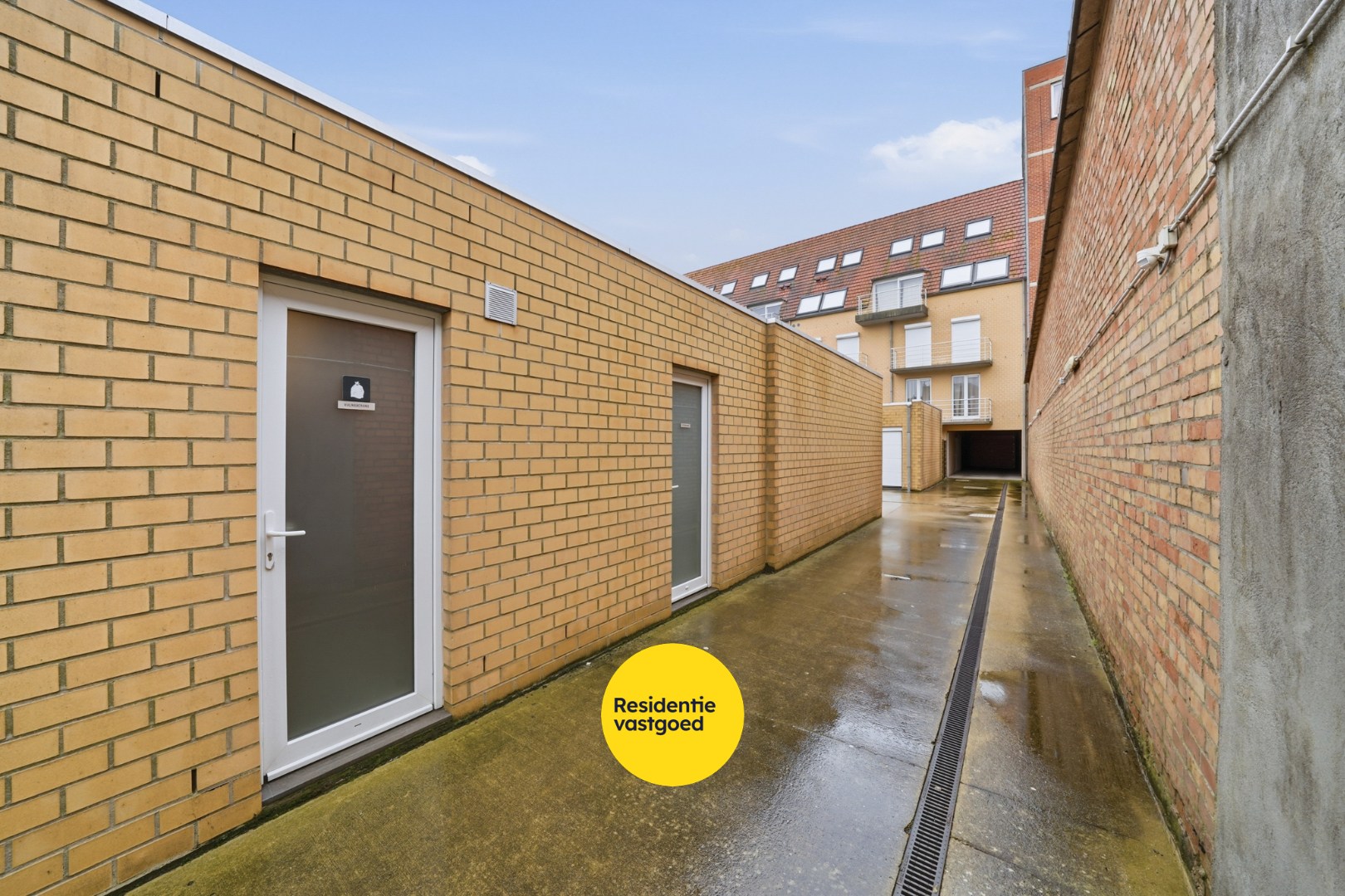 Instapklaar duplexappartement met 2 slaapkamers in Bredene Duinen 