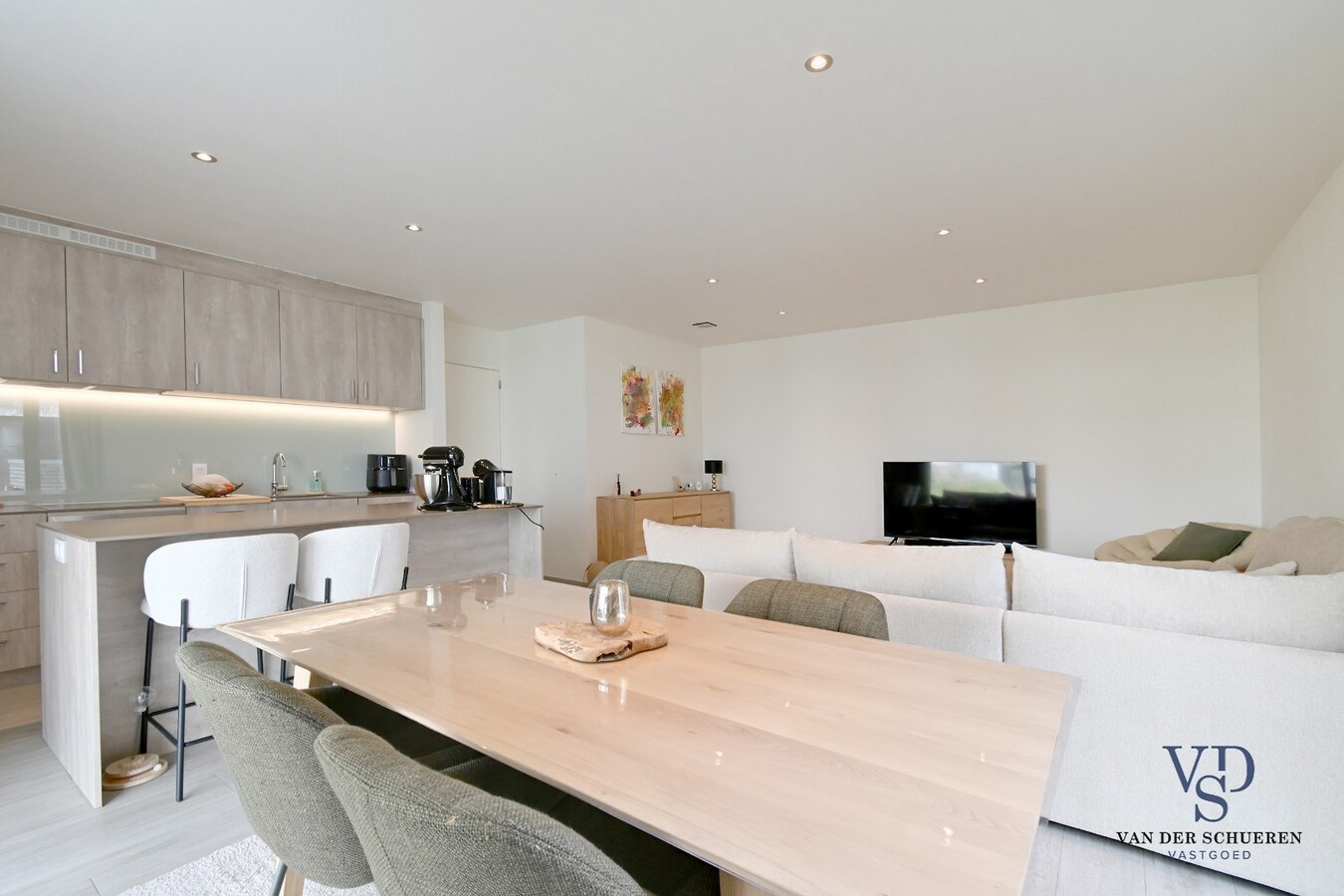 Gelijkvloers appartement met ruim terras 