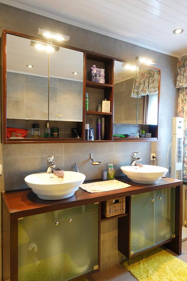 Uitzonderlijke woonst met werkplaats 