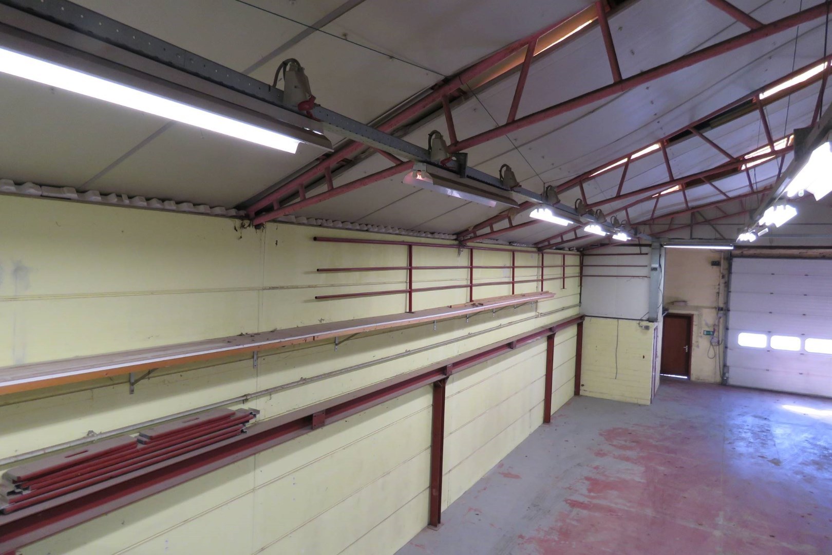 Loods/opslagruimte (250 m²), Torhout 