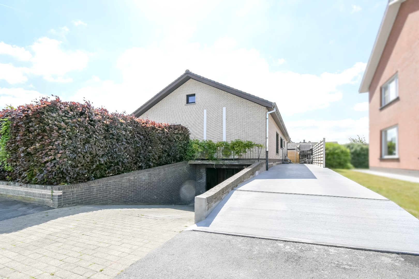 Licht en ruim wonen in Hooglede: instapklare woning! 