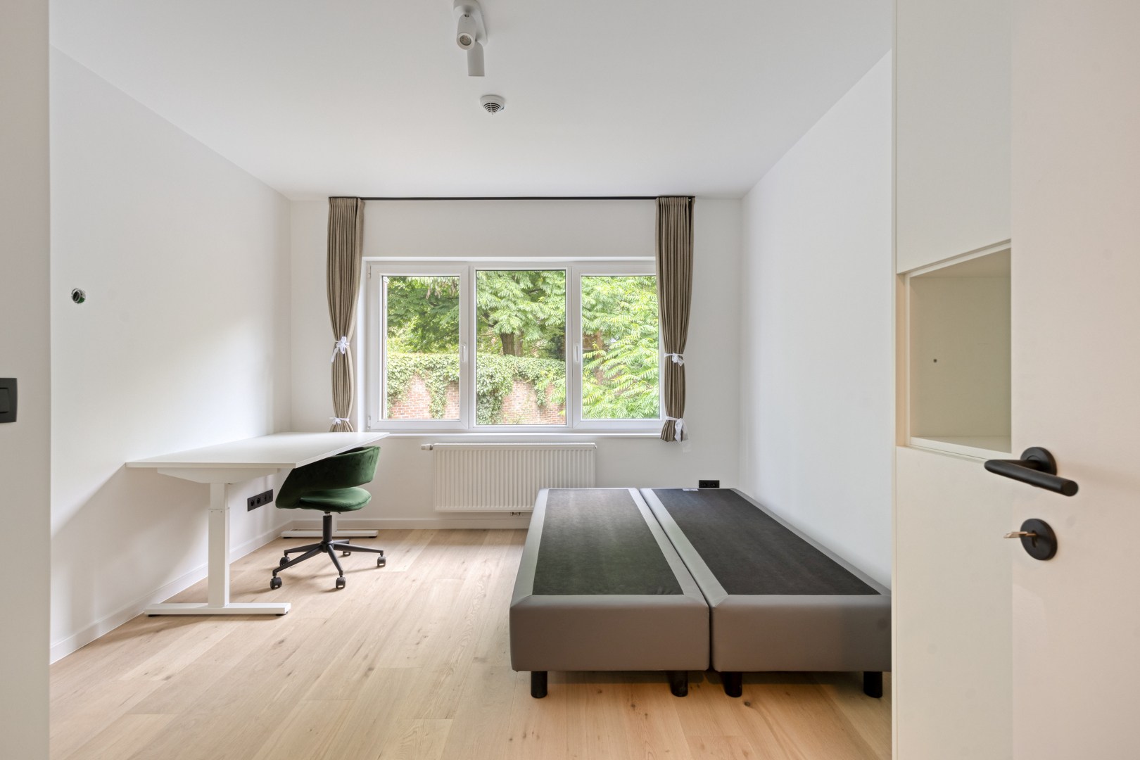 Volledig gerenoveerde studentenkamer in residentie met 29 studentenkamers met eigen sanitair en terras in hartje Leuven - EPC label A! 