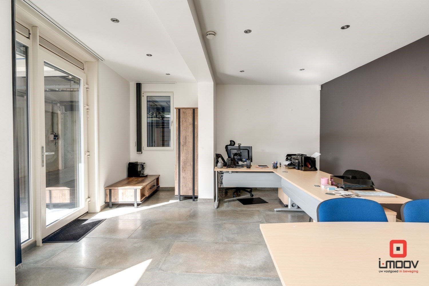 Ruime woning voor gemengd gebruik met loods te koop, wonen en werken op één toplocatie in Zelzate 