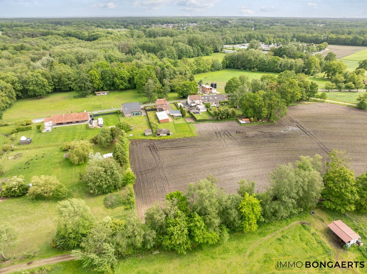 Rustig gelegen woning op uitzonderlijk perceel van 7.700 m² 