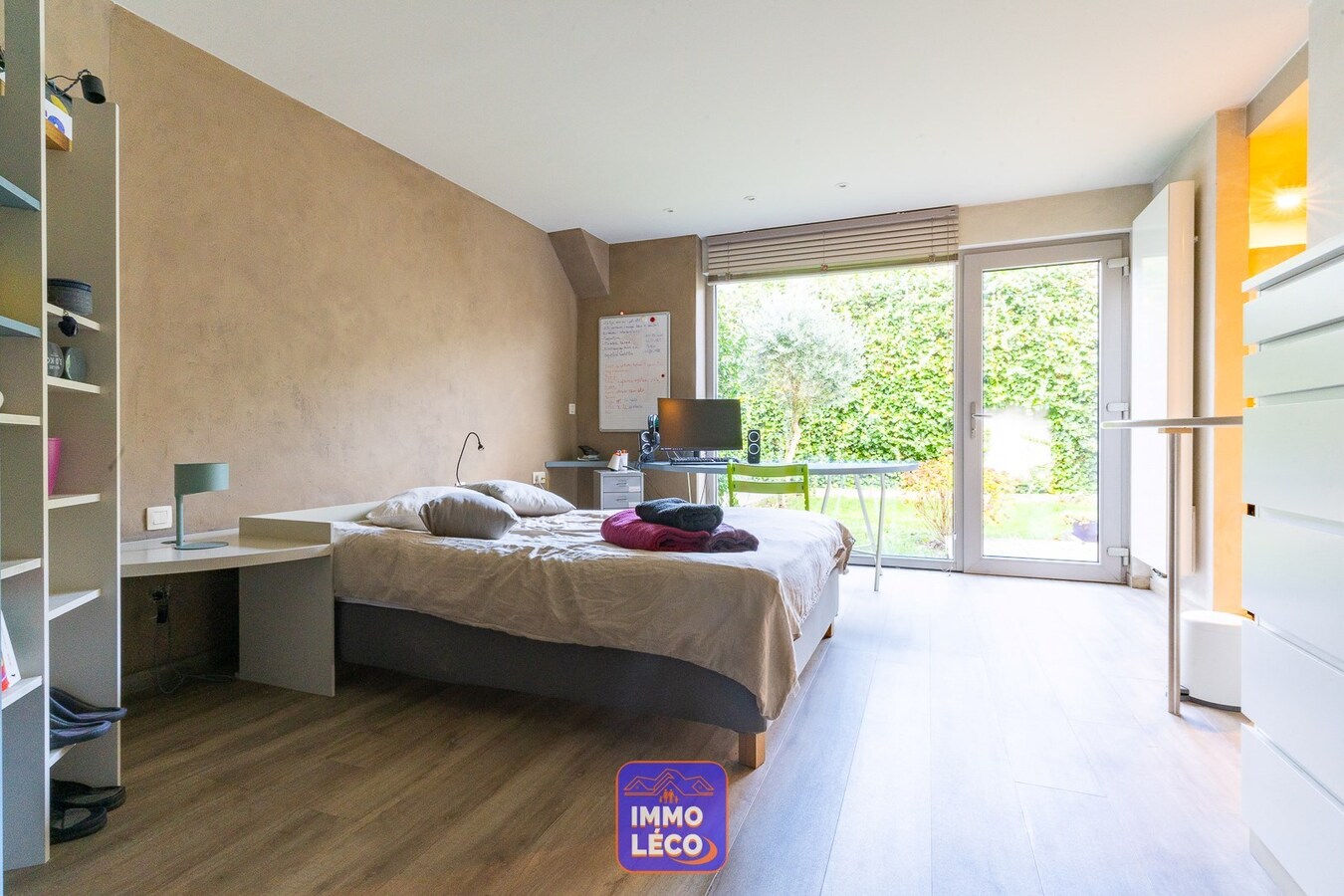 Immeuble de rapport (LOFT, commerce, appartement, entrepôts/ateliers), HYPER RARE à LA VENTE !! 