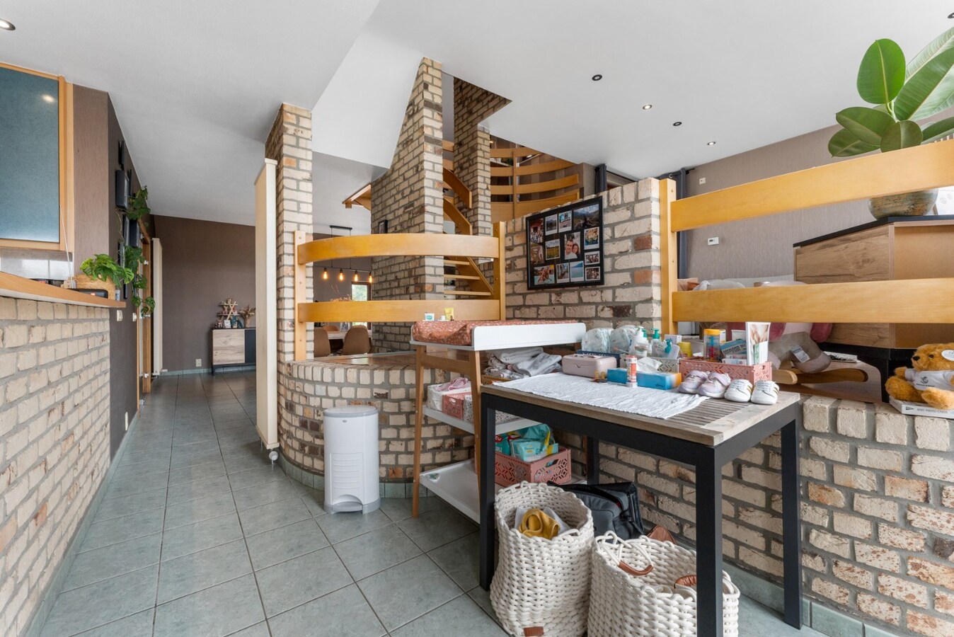 Rustig gelegen villa met 4 slaapkamers op 724m² te Koekelare 