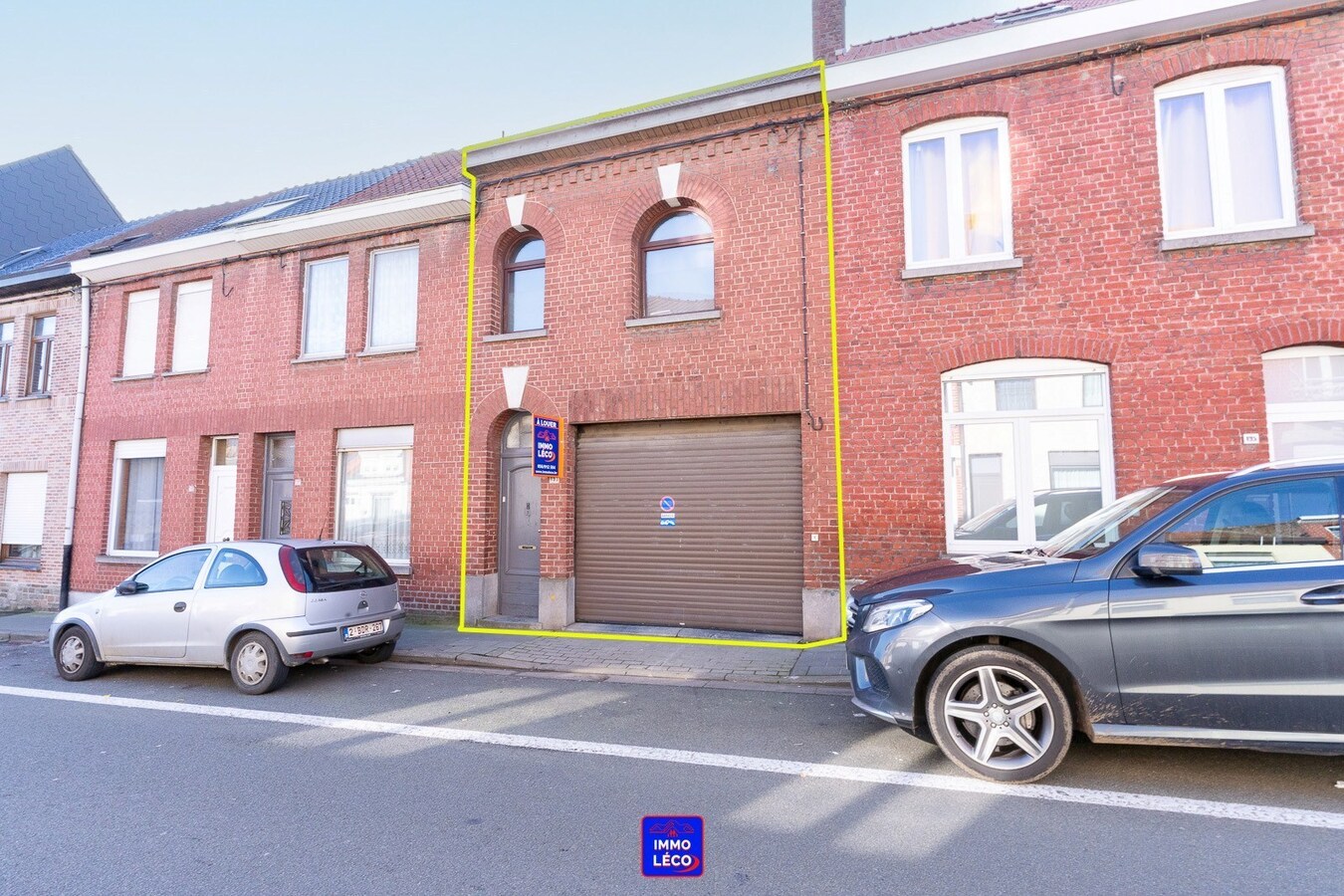 Espace de stockage/Garage/Box de +/- 36m² 