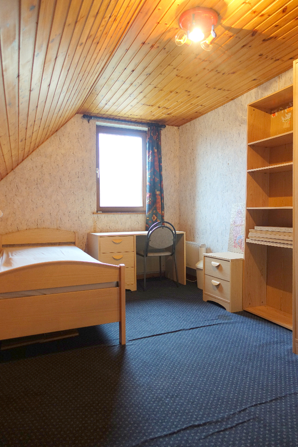 Goed gelegen woning met grote tuin 