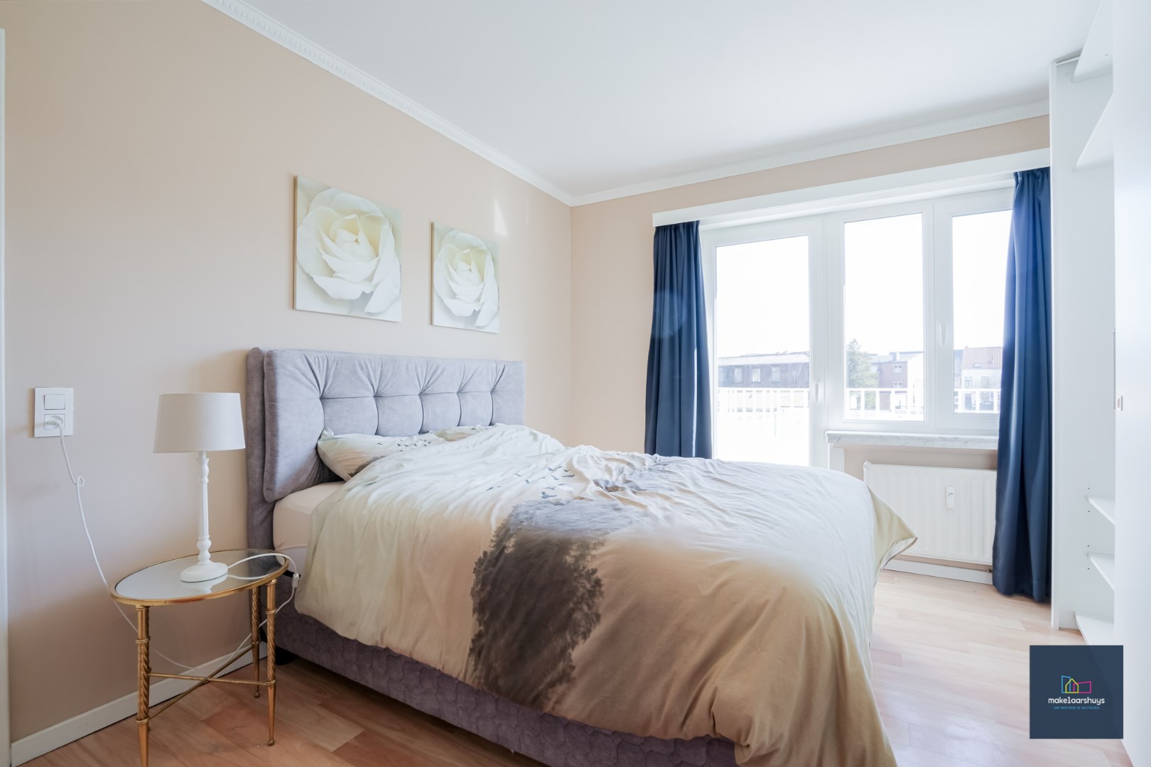 Stijlvol 1 slaapkamer appartement met 2 terrassen, kelder en garagebox 