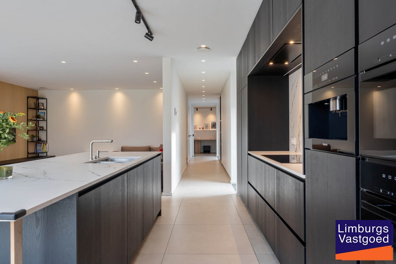 Hoogwaardig afgewerkte gezinswoning, 4 slpk, op 48a23ca, nabij centrum 