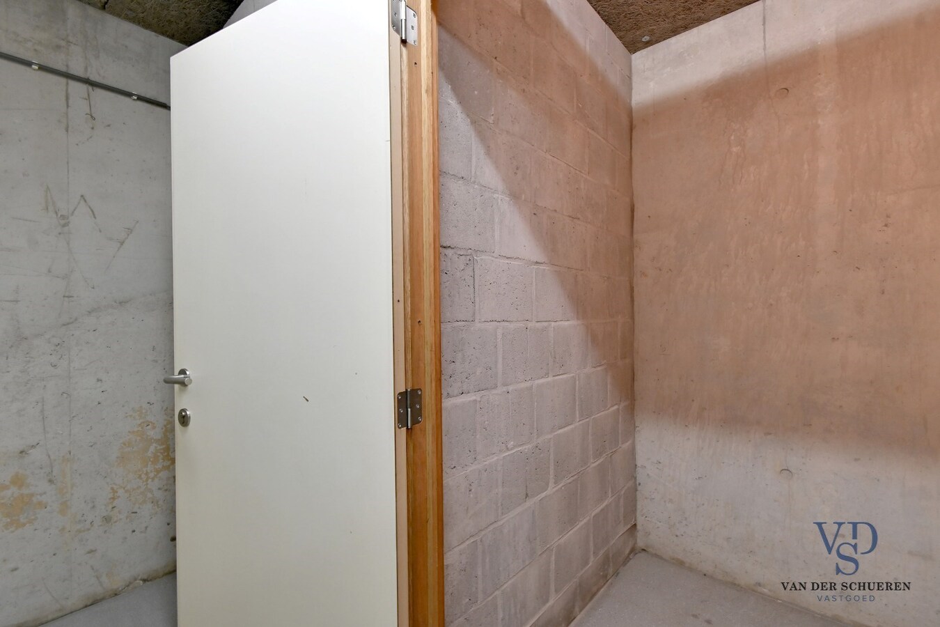 Eigentijds appartement in centrum Eke. 