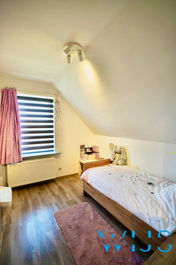 Prachtig woonhuis in een rustige woonwijk ! 