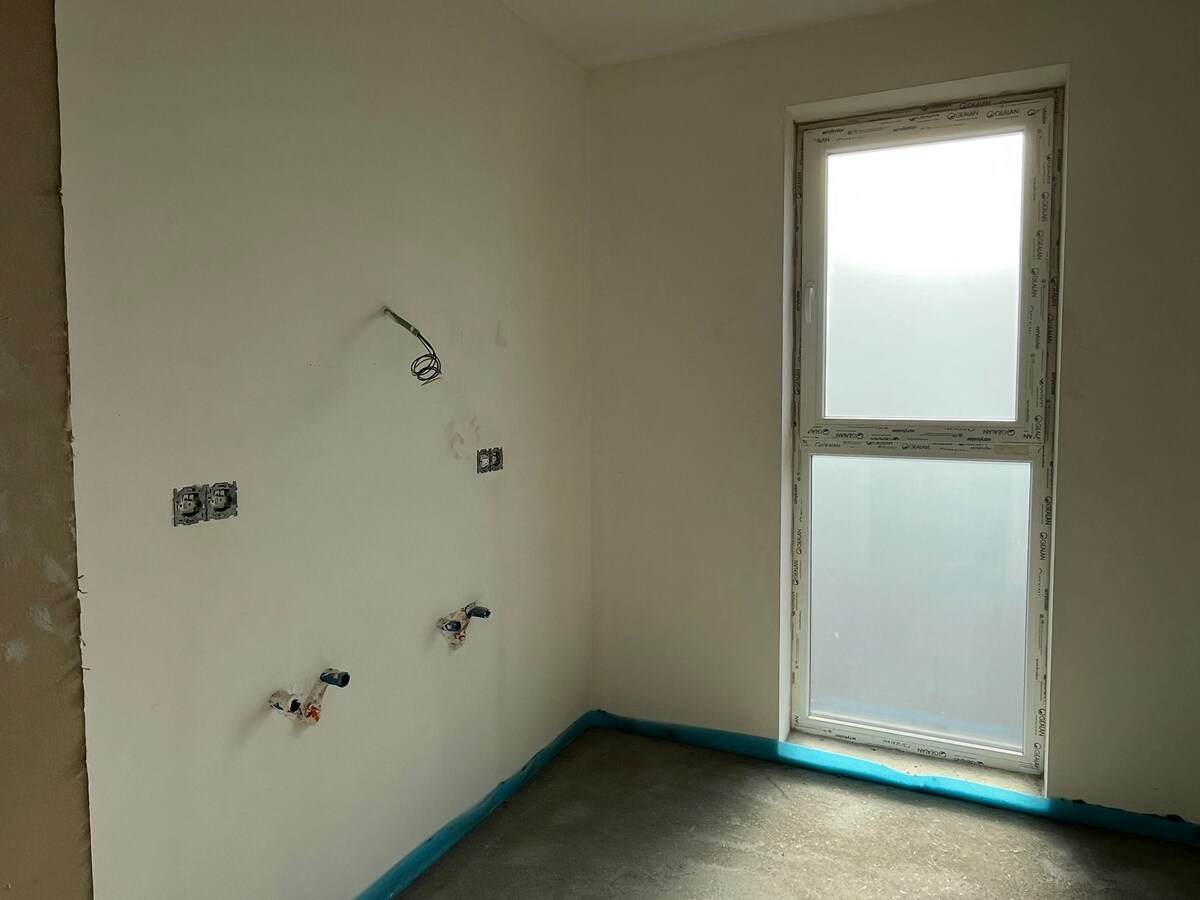 Casco+ appartement. Uniek uitzicht ! 2 slaapk., 3de verdiep. Lift. Verkoop met REGISTRATIE (geen BTW) ! 