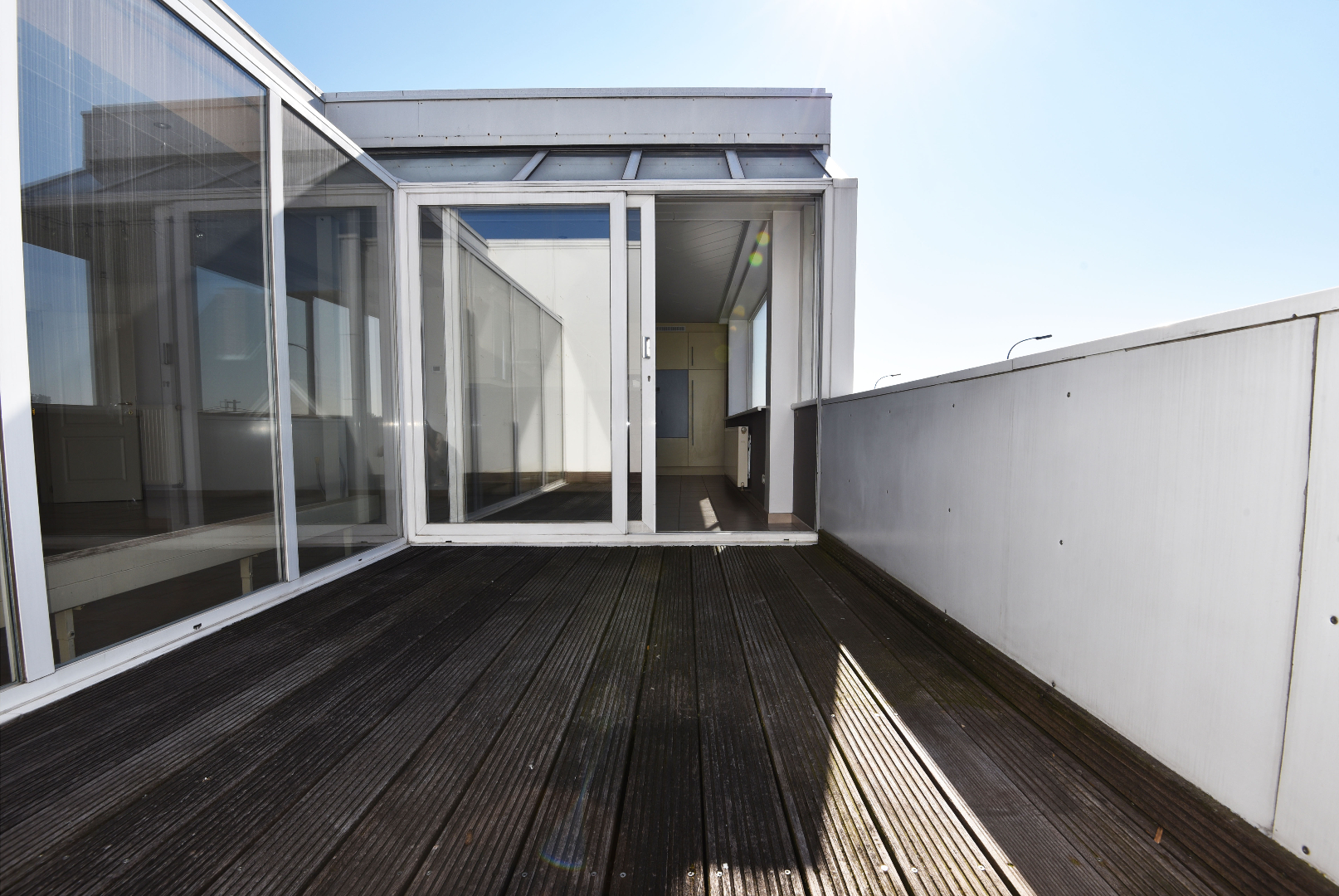 Ruim lichtrijk app. met 3 slpks en garage te Maldegem 