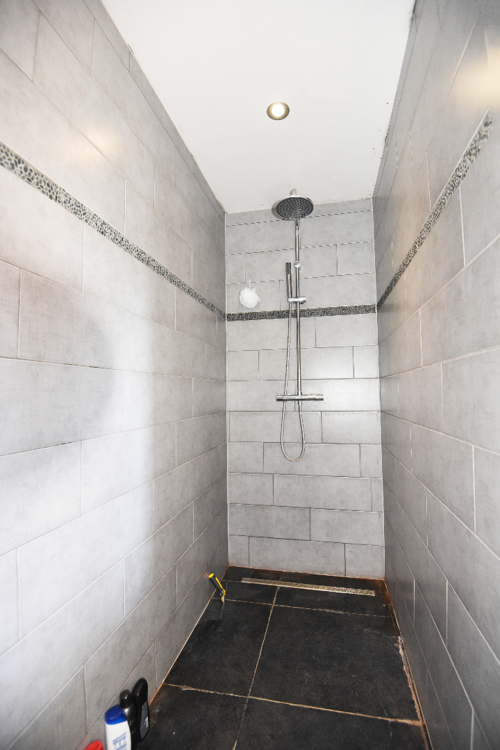 Gerenoveerde woning 3 slpks en garage op 920m² te Maldegem 