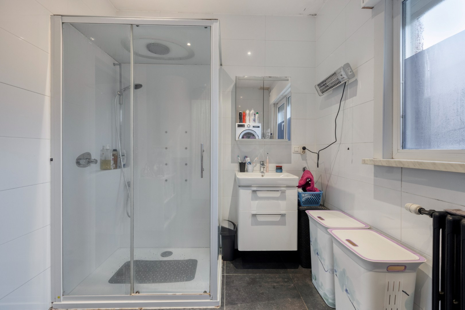 Instapklare gezinswoning met 4 slpk. in het centrum van Geel 