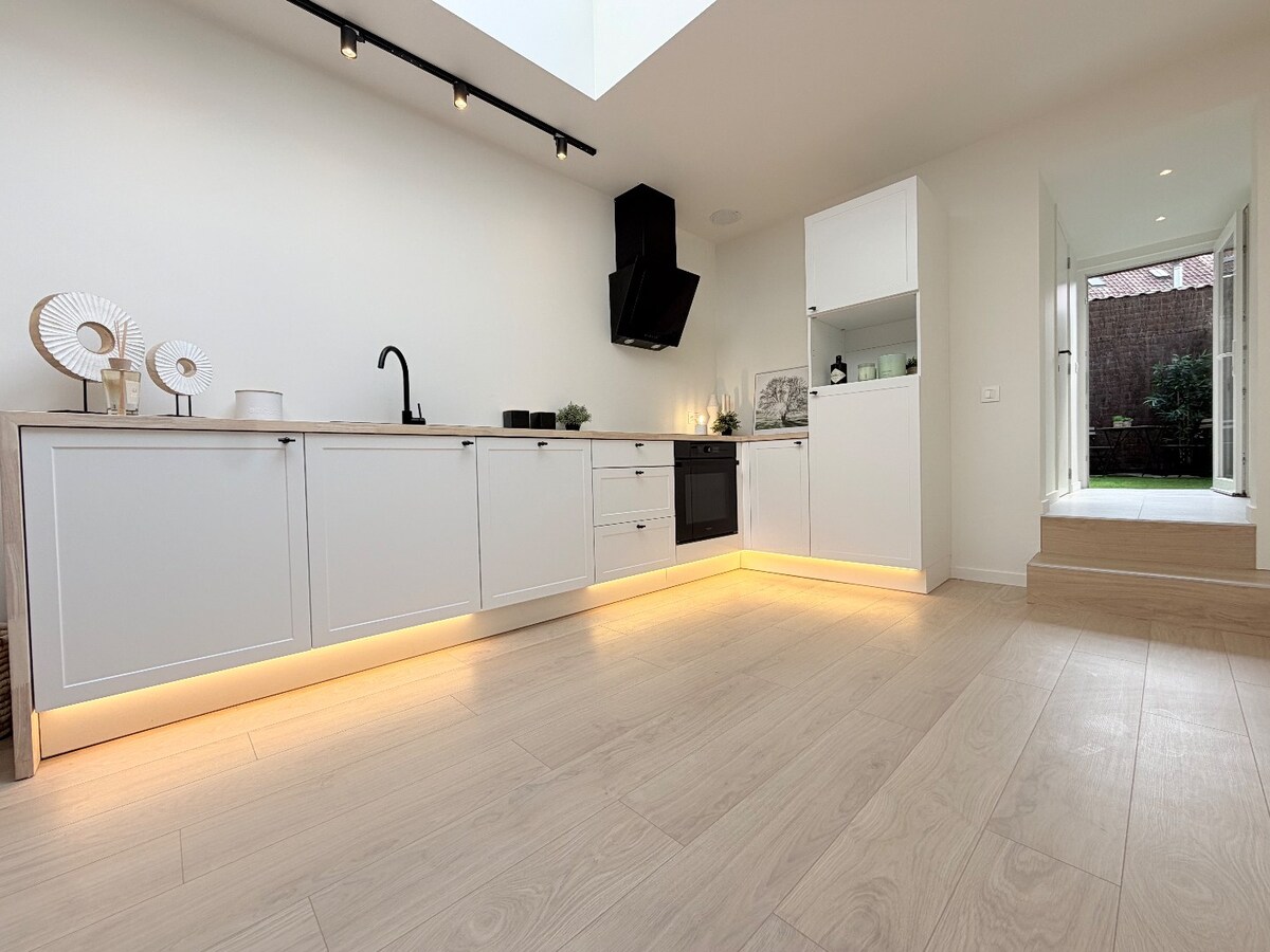 TOPPER : Trendy woning met EPC B nabij Doorniksewijk te  Kortrijk ! *** NONO INSPIRED *** 
