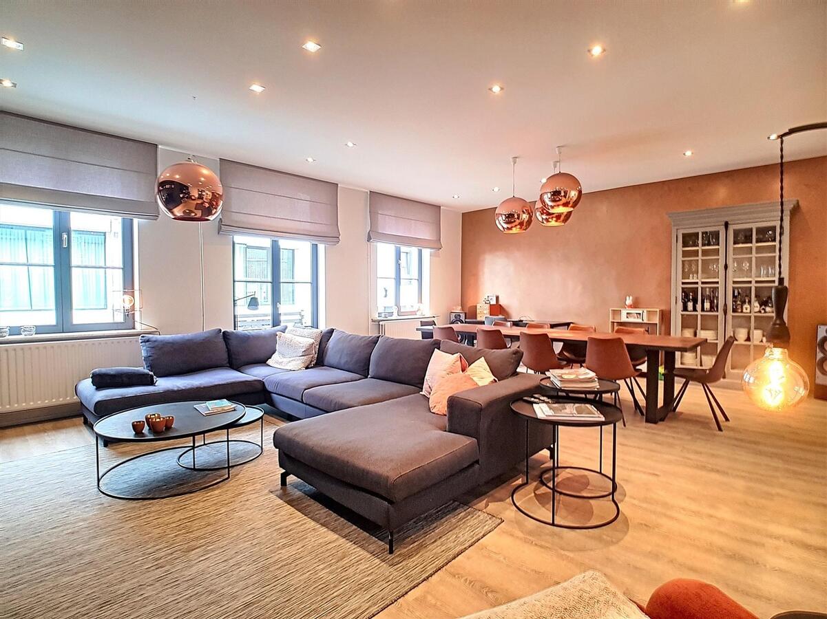 Zeer knappe woning met handelsgelijklvoers en ruime opslagplaatsen/multifunctionele ruimtes - Knokke 