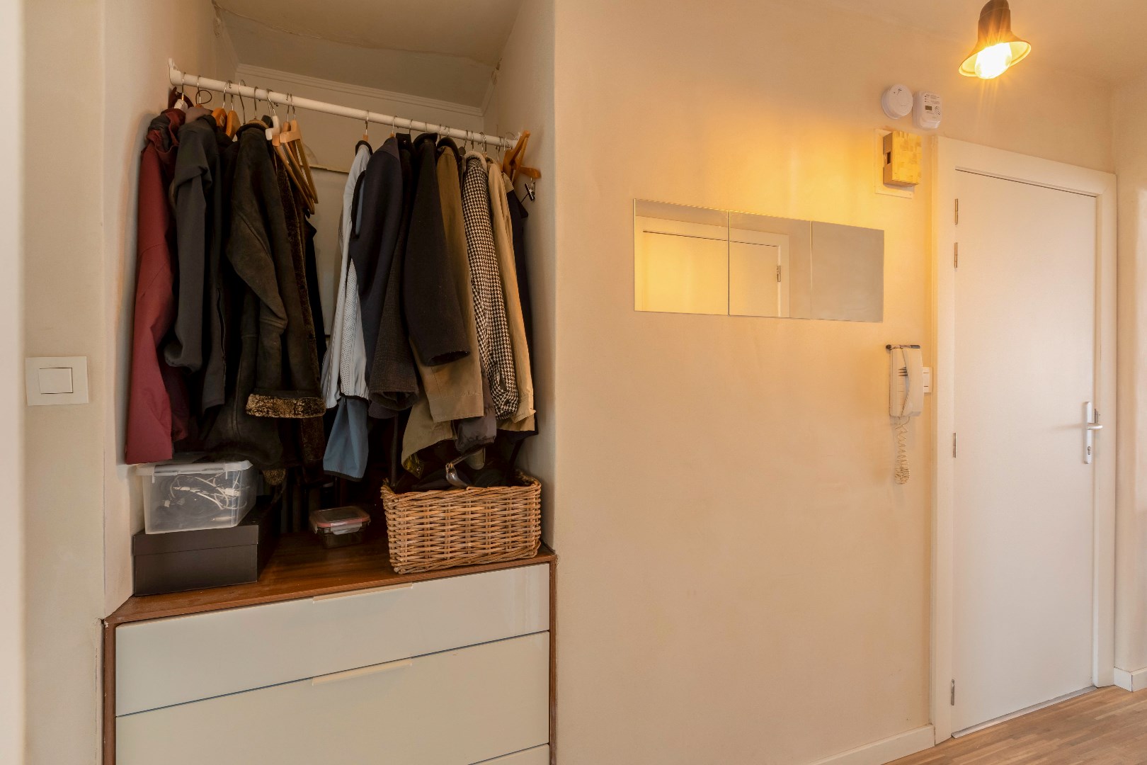 Instapklaar en goed gelegen 1slp. app. (Onmiddellijk beschikbaar) 