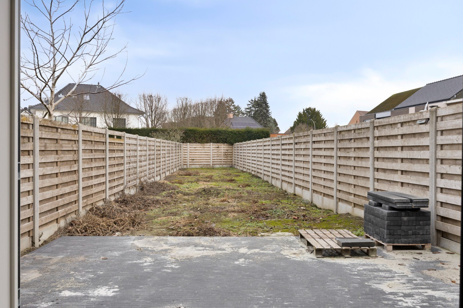 Energiezuinige nieuwbouwwoning met 5 slpk. en ruime stadstuin in het hart van Geel 