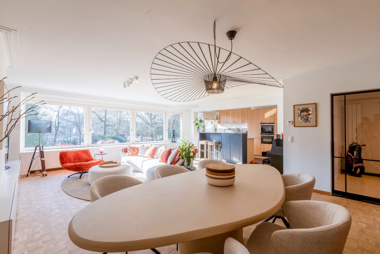 Ruim instapklaar appartement met 3 slaapkamers en een prachtig uitzicht op het park! 