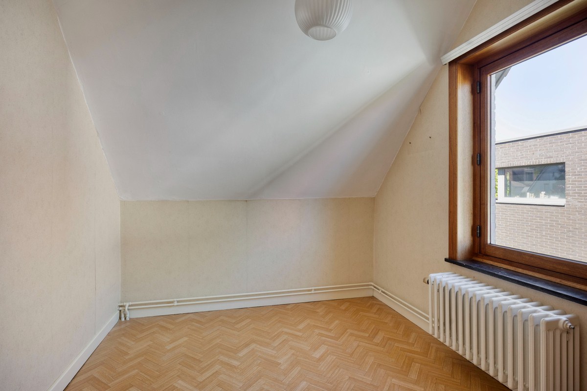 Half open bebouwing met 3 slaapkamers, zuid/west georiënteerd tuin op super ligging in Kessel-Lo! 