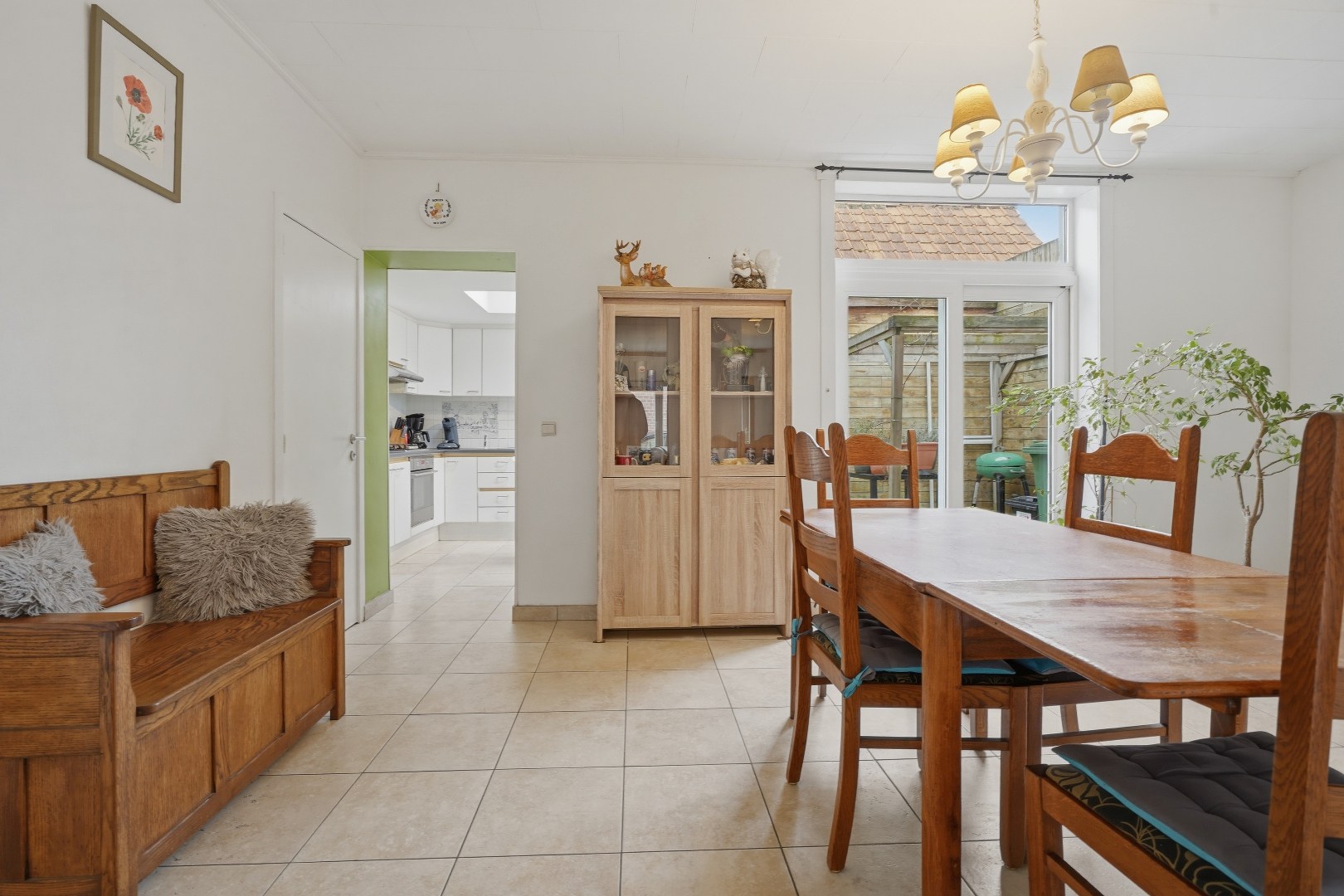 Instapklare woning in hartje Diksmuide, met zicht op het stadspark! 