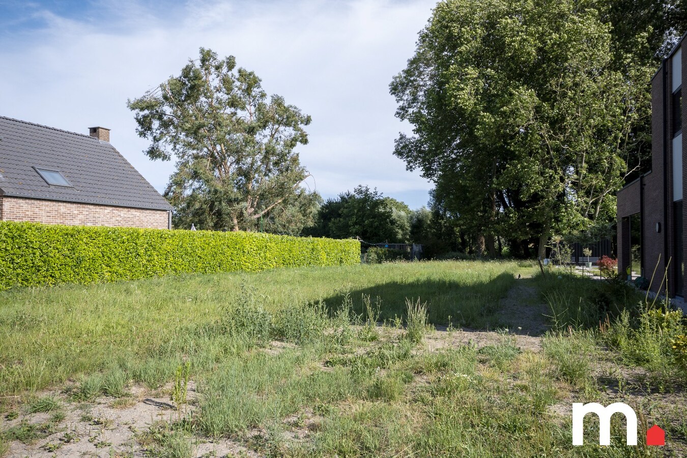 Uniek stuk bouwgrond te koop te Harelbeke 1019m² 