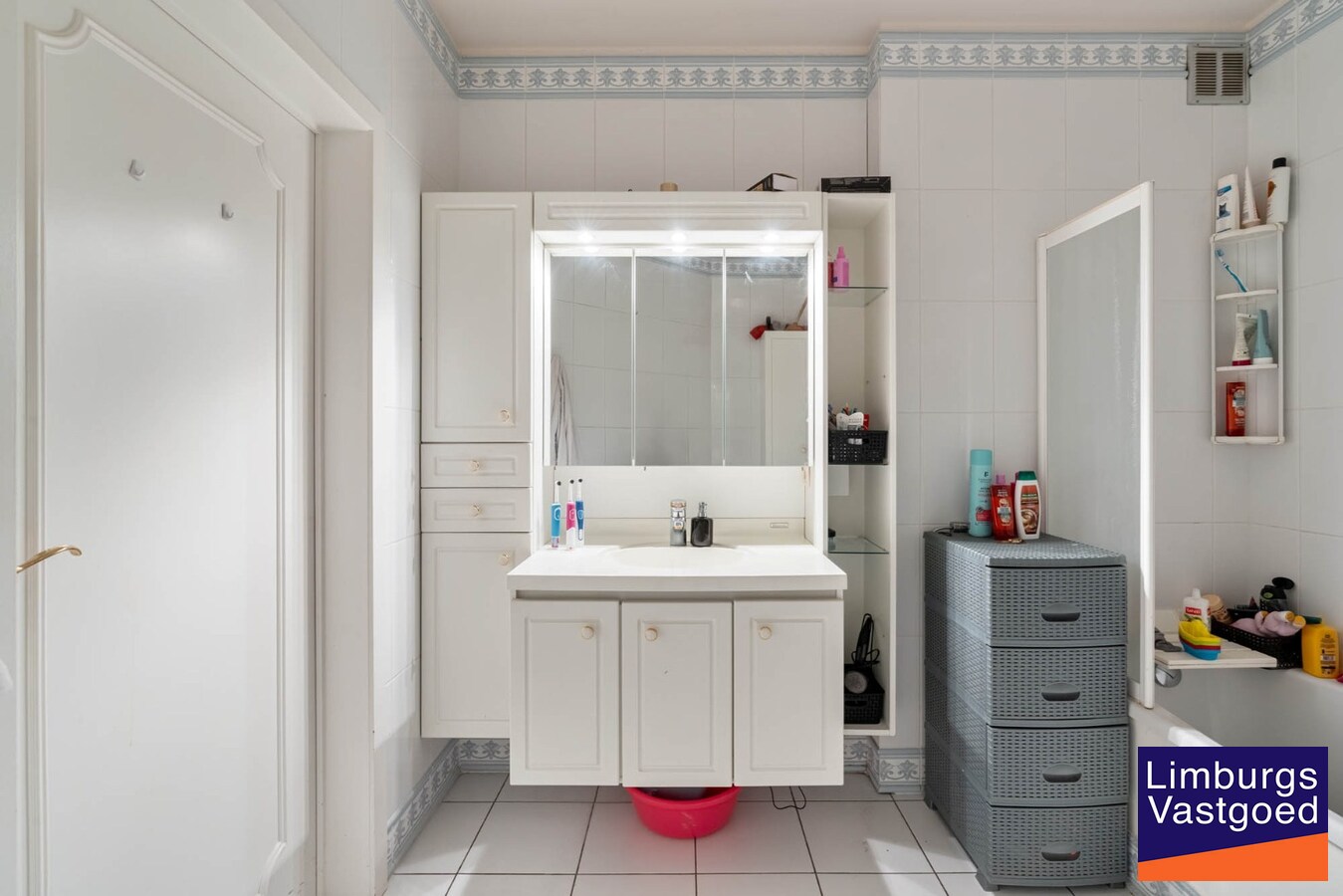 Energiezuinig 3 slpk app, 106m² + 2 terrassen, dubbele kelder + garagebox; Centrum 