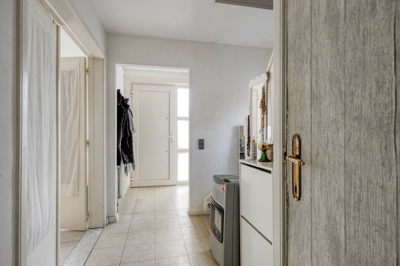 Te renoveren Vrijstaande woning. Of projectgrond (25,50 m breed). 1.146 m². 