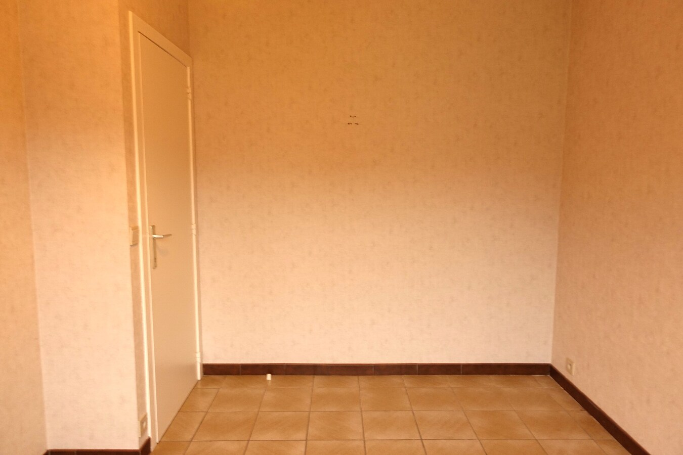 Appartement met 2 slaapkamers te huur. 