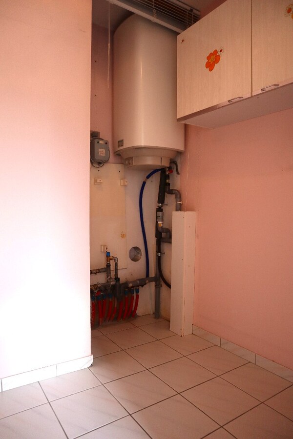 Mooi en goed onderhouden appartement met 2 slaapkamers (incl autostaanplaats) te Tienen 