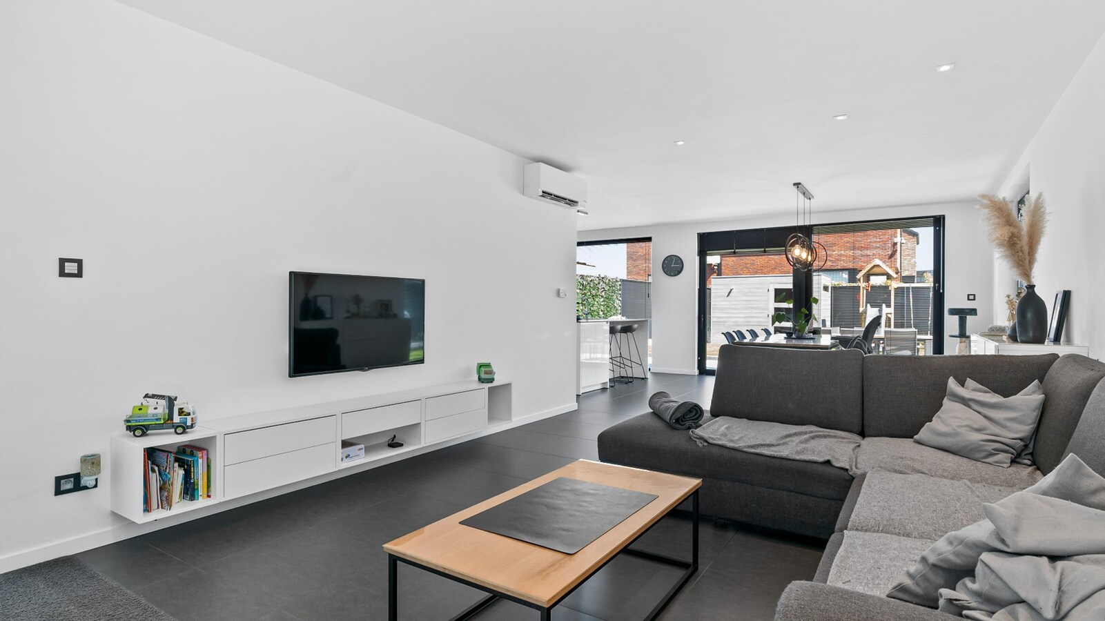 Ruime, energiezuinige gezinswoning in rustige woonwijk 