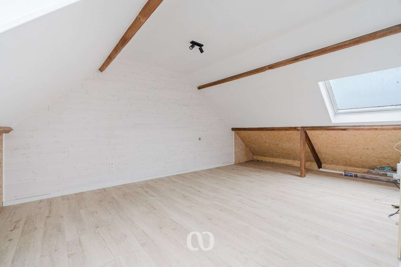 Gezinswoning met 4 slaapkamers, tuin en garage in het centrum van Oudenaarde 
