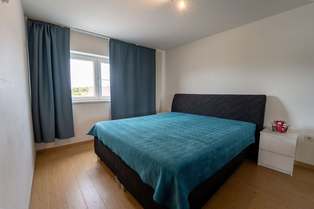 RUIM HANDELSHUIS MET WOONST TE SPALBEEK (HASSELT) 