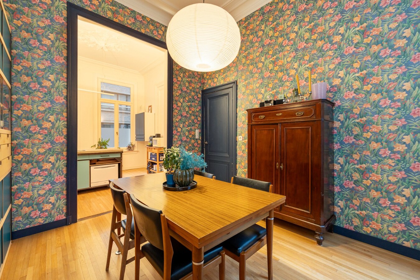 Charmante herenwoning in rustige straat nabij Vinkenhof! 