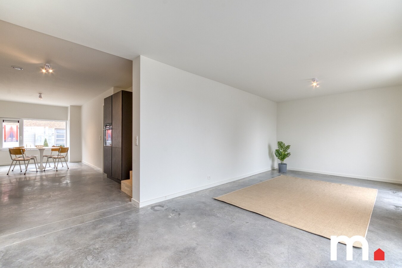 Totaal gerenoveerde woning met grote tuin en 3 slaapkamers te Heule ! EPC A ! 