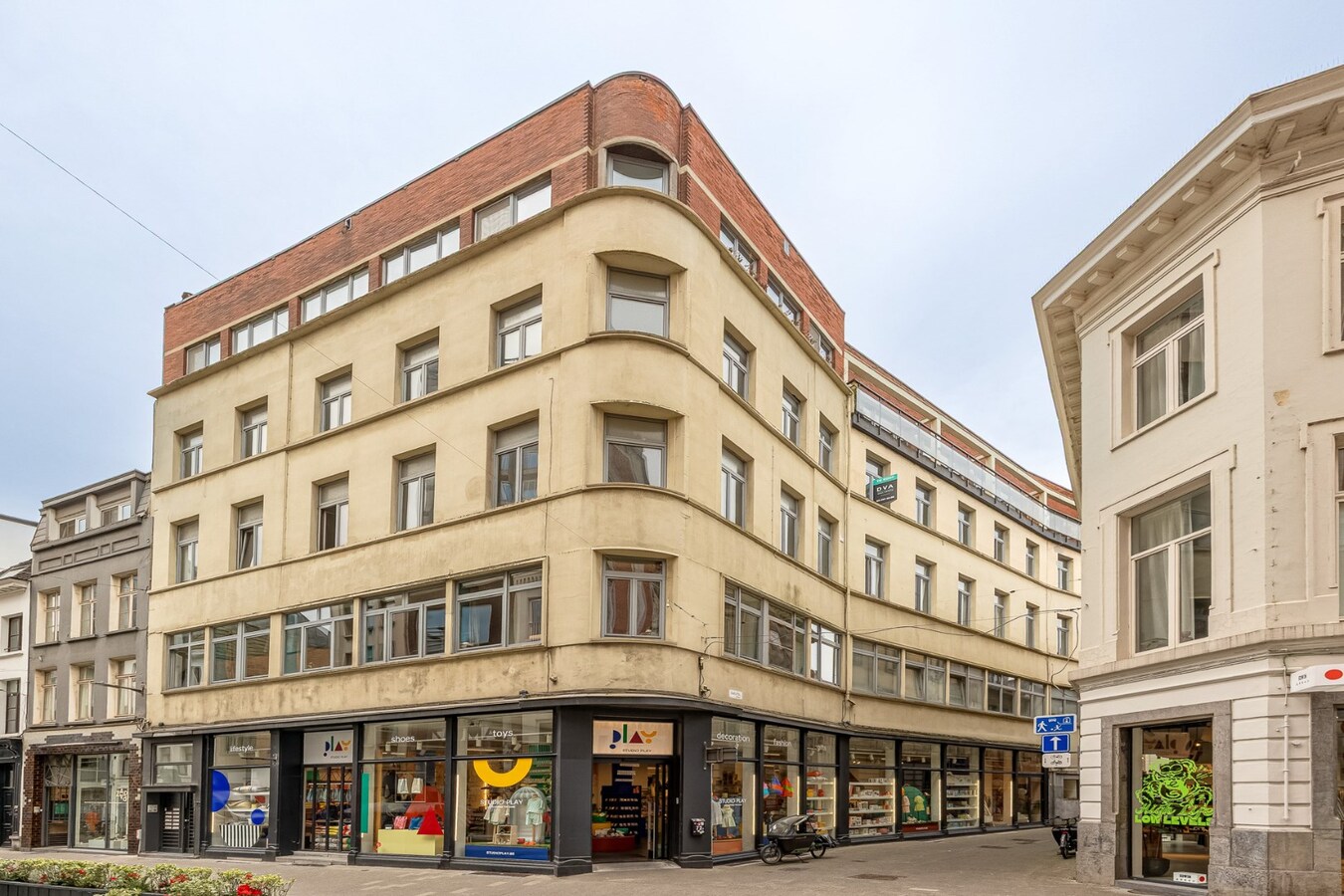 Tof appt. met 1 slpk te hartje Antwerpen! 