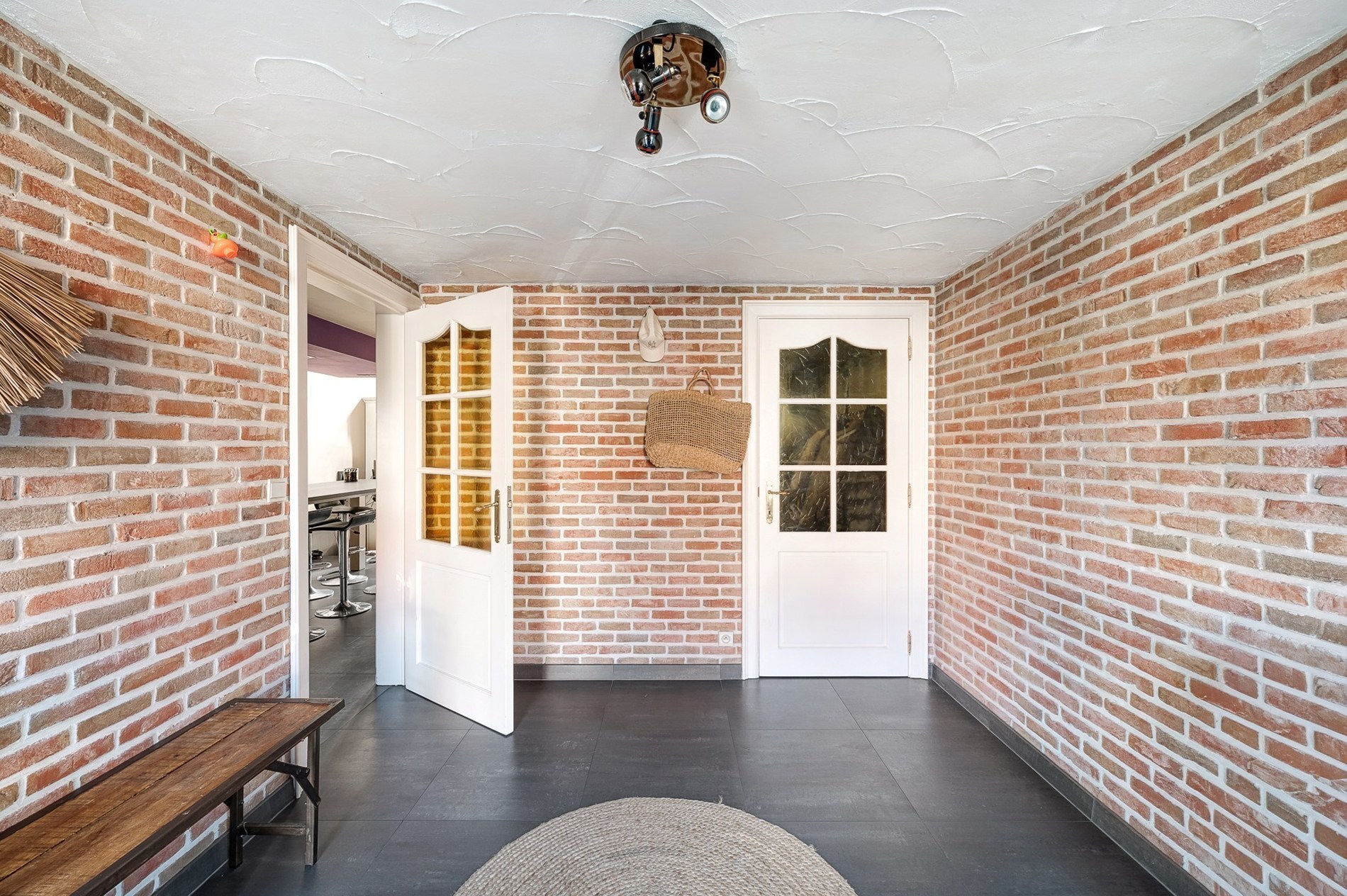 Maison familiale prête à emménager à distance de marche de la gare et de la digue de Heist (avec possibilité d'acheter un garage attenant) 