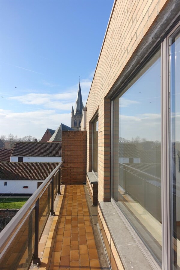 Gezellig instapklaar appartement met garage 