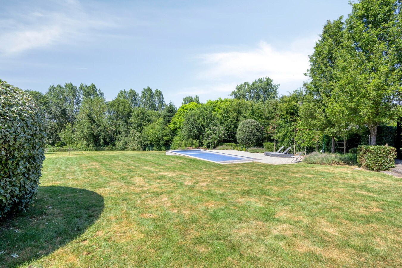 Exclusieve VILLA met zwembad in Zétrud-Lumay (Jodoigne) 