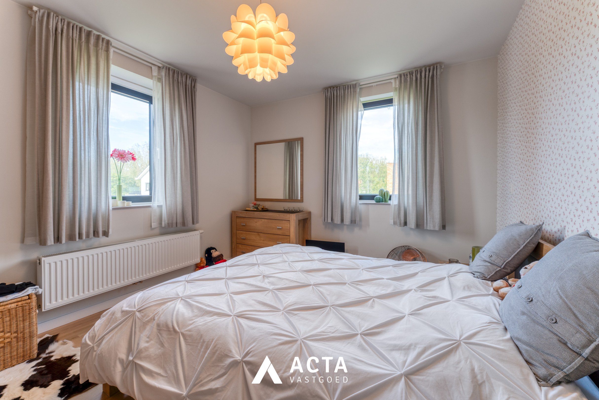 Instapklare halfopen gezinswoning in Baanhof in Oostende 