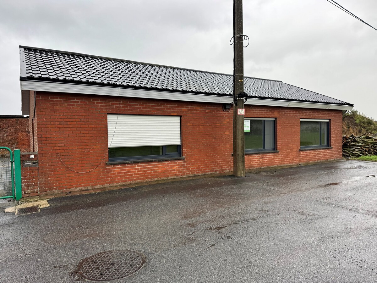 Alleenstaande woning met 3 slaapkamers te Ichtegem 