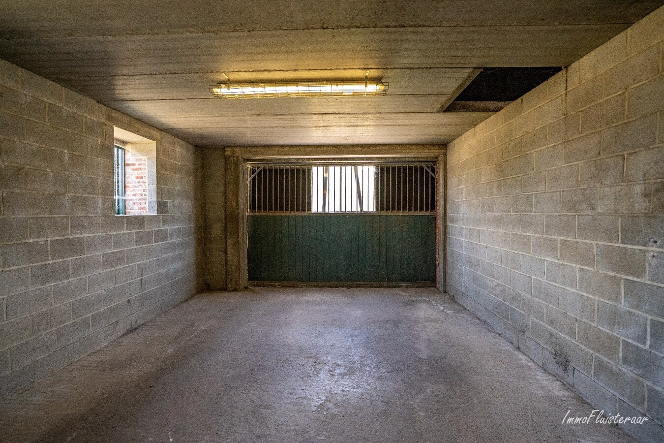 Uniek gelegen karaktervolle hoeve met twee stalgebouwen op ca. 2,4ha in Alken 