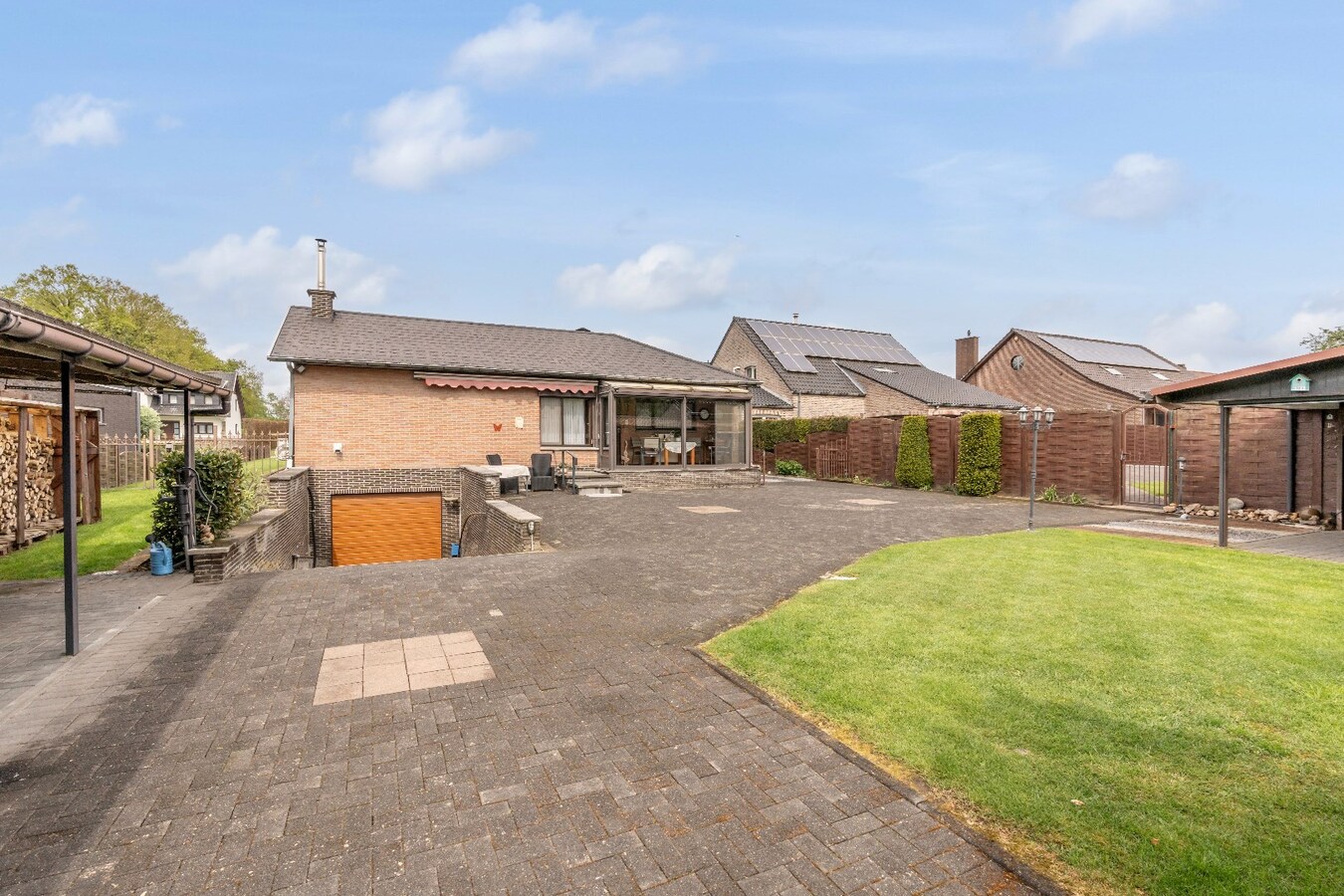 Ruime gelijkvloerse woning met 3 slaapkamers. 