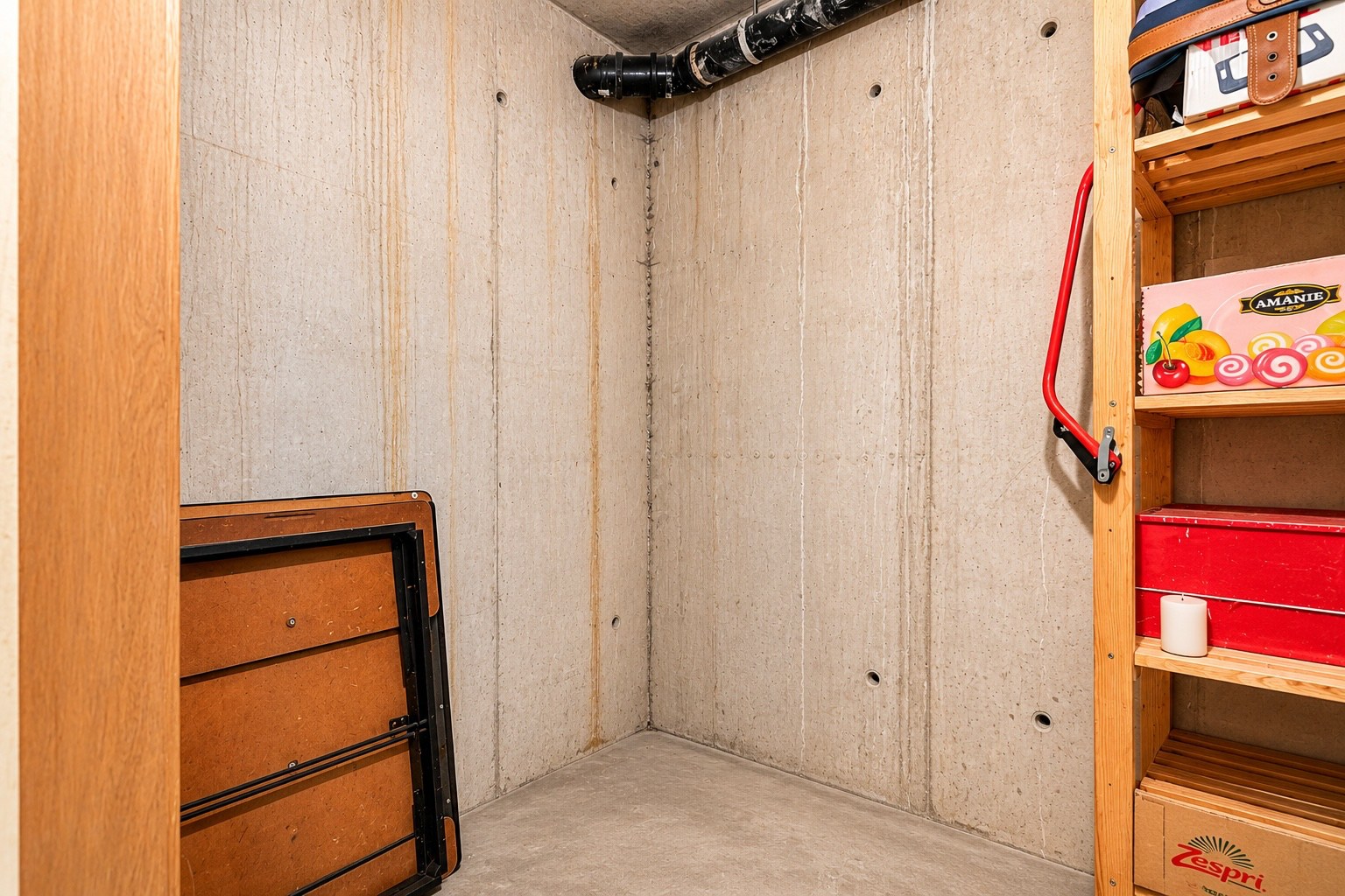 Appartement met 2 slpk, ruim terras en kelder 