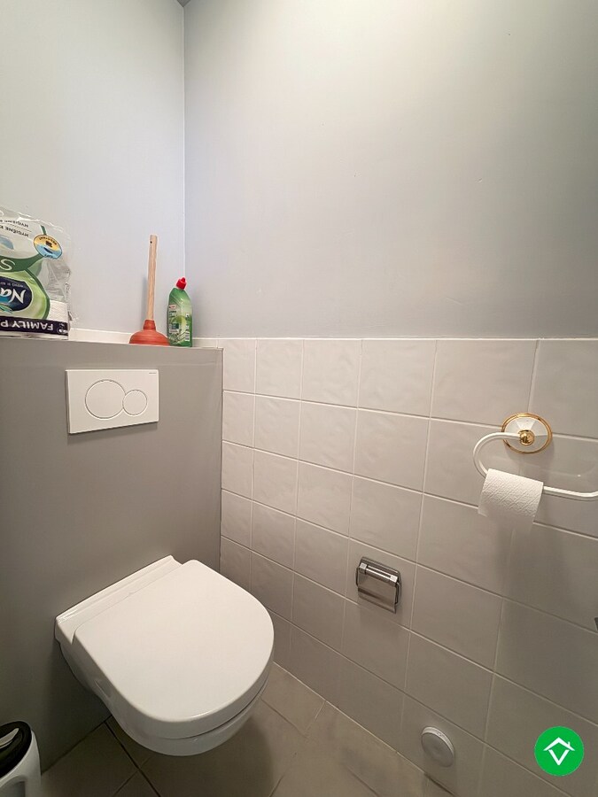 Gelijkvloers appartement met 1 slaapkamer en autostandplaats te Gistel 