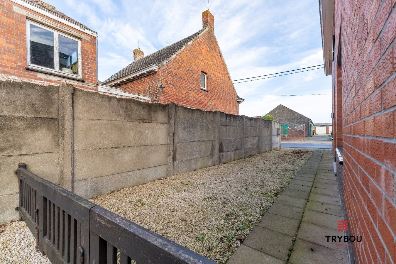 Tijdloze woning met veel mogelijkheden op ruim perceel 